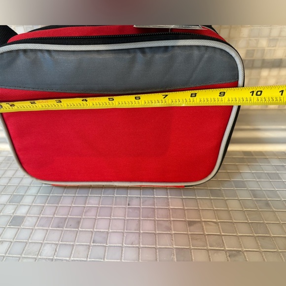 NWT California Innovations Two Level Red and Gray Cooler with - Picture 9 of 11
